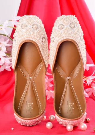 White Beaded Hand Crafted Leather Jutti